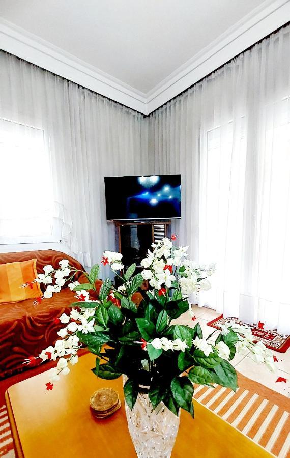 "Home Sweet Home" 3 Bedrooms Big House 110M Free Indoor Parking! 塞萨洛尼基 外观 照片