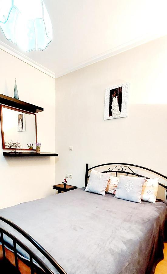 "Home Sweet Home" 3 Bedrooms Big House 110M Free Indoor Parking! 塞萨洛尼基 外观 照片